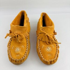 Papoose Style Tan Leather Suede Hard Sole Fringed Moccasins Made In Canada 8